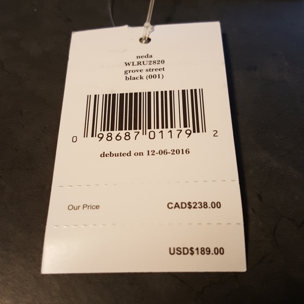 Kate Spade Wallet - Picture 5 of 5
